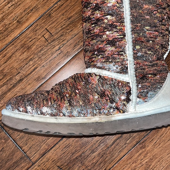 UGG Sparkly Gold/Brown Boots!! - Picture 9 of 10
